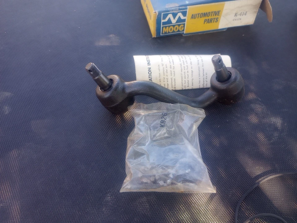 Moog K-414 Idler Arm. 全新旧货 — 第 2/3 张图片