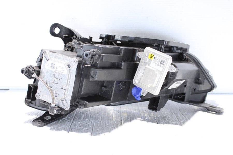 Maserati Ghibli 2014-2020 RIGHT Headlight P/N 670005474