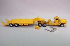 LG1021 Smith Auto Models 1/48 Camion Mack D800 LWB + remorque porte engin