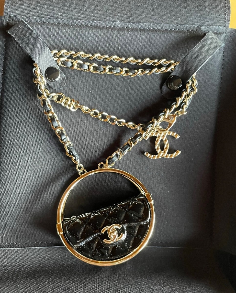 CHANEL 2023 Cruise Collect Virginie Viard Mirror Purse Pendant