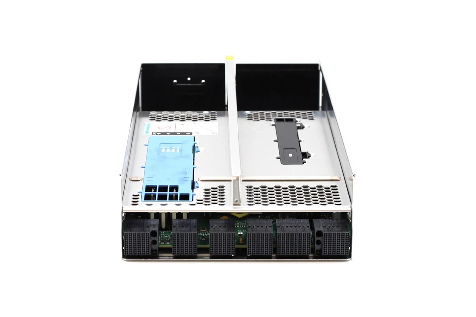 EMC CX4-120 Storage Processor with 3GB RAM P/N: 110-093-003B Tested Working - Image 4 of 4