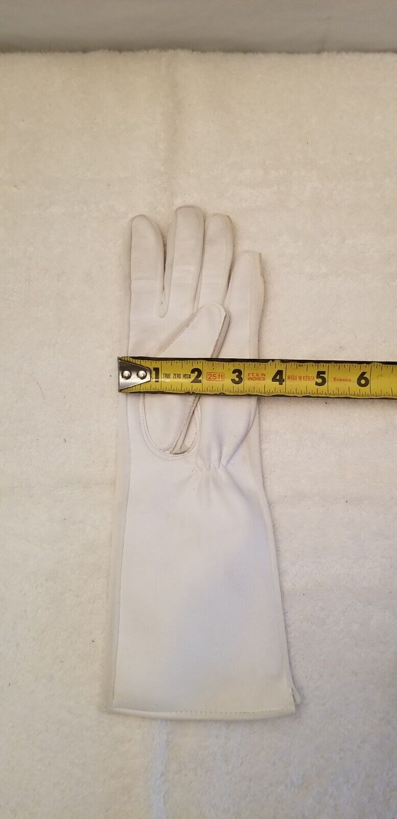 Late 1950's to late 60's ladies dress gloves - image 11