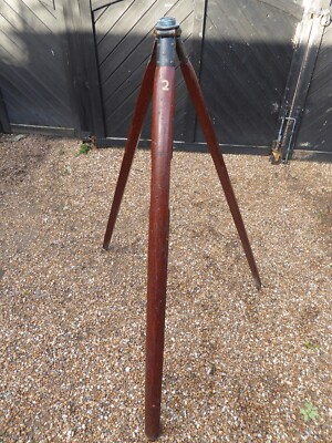 Antikes Holzstativ für Vermessungsinstrument / Heliograph etc. Anzug Lampenständer