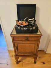 Majesta Grammophon  1930 mit Schellackplatte 1954 Set ohne Nachttisch!