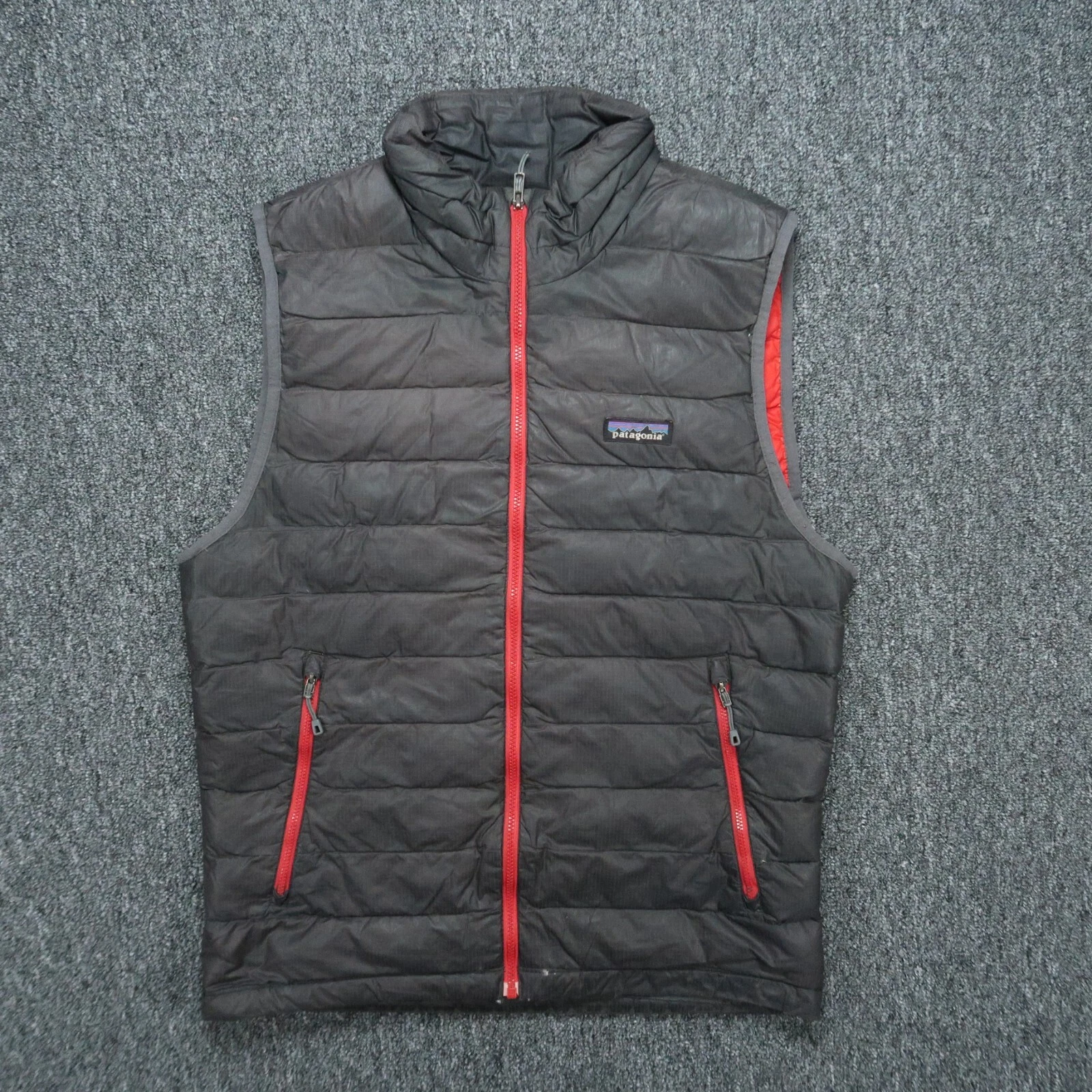 Patagonia Vest Mens Small Gray Down Sweater Puffer Full Zip Pockets Outdoors *