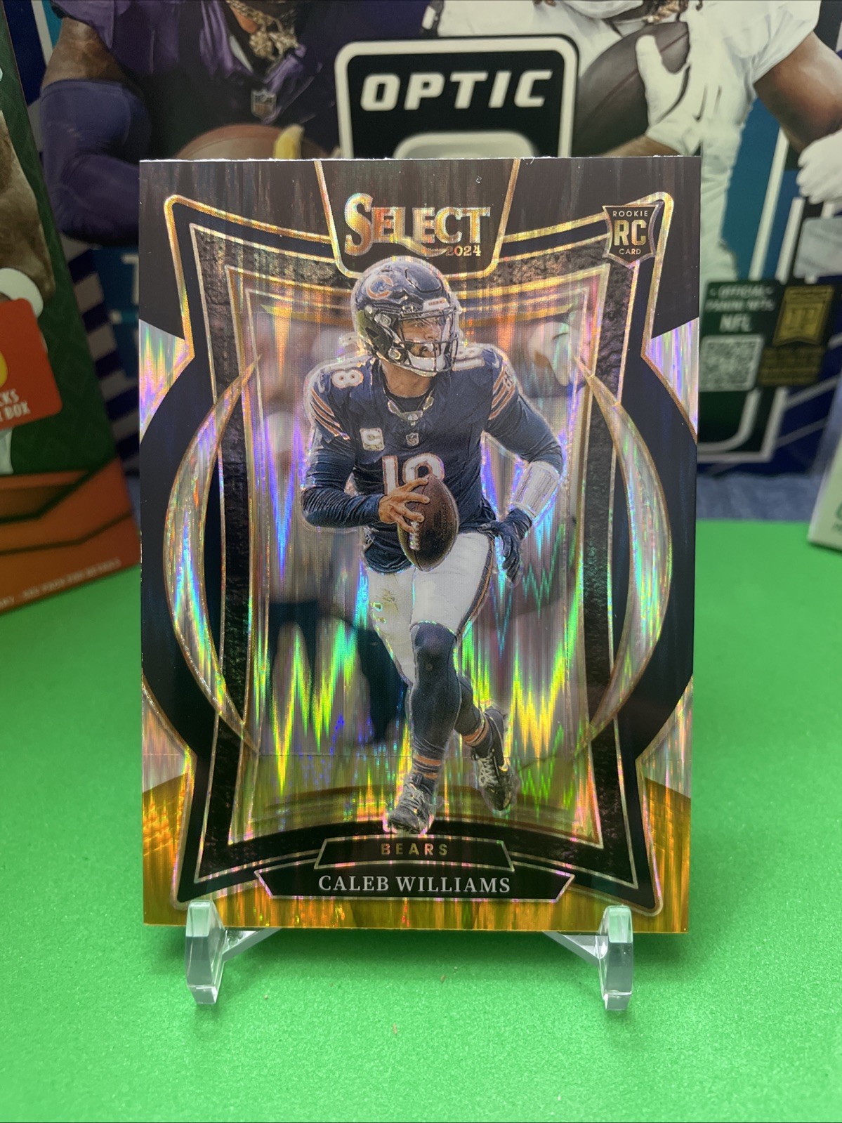 2024 Panini Select - Concourse Caleb Williams #25 Black & Gold Shock Prizm (RC)