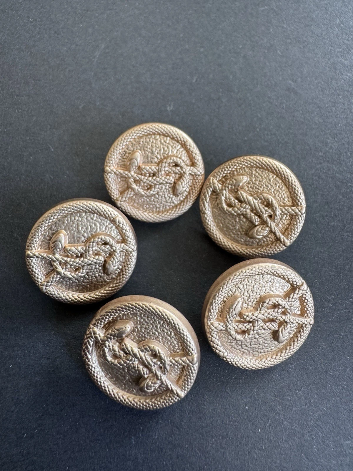 SAINT LAURENT (YSL) 5 pulsanti con logo YSL Yves Saint Laurent tonalità oro originali