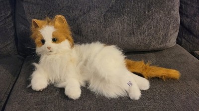 FurReal Friends orange and white Lulu Cuddlin Kitty cat 2008