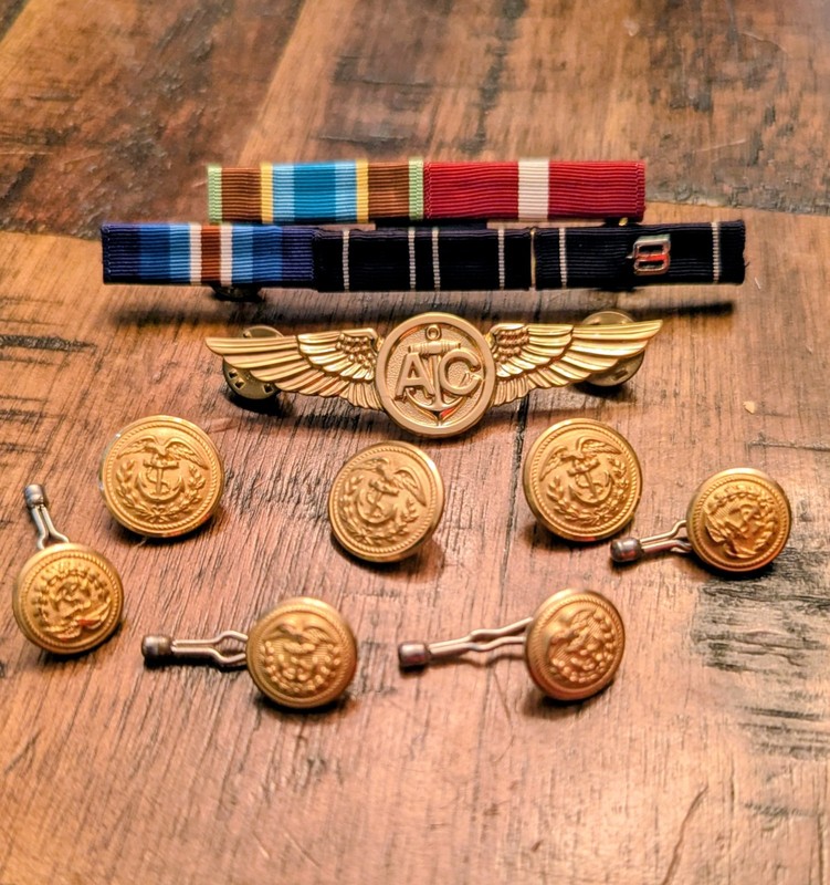 U.S. Coast Guard Air Crew Wings Badge Pin w/Ribbons & Uniform Buttons