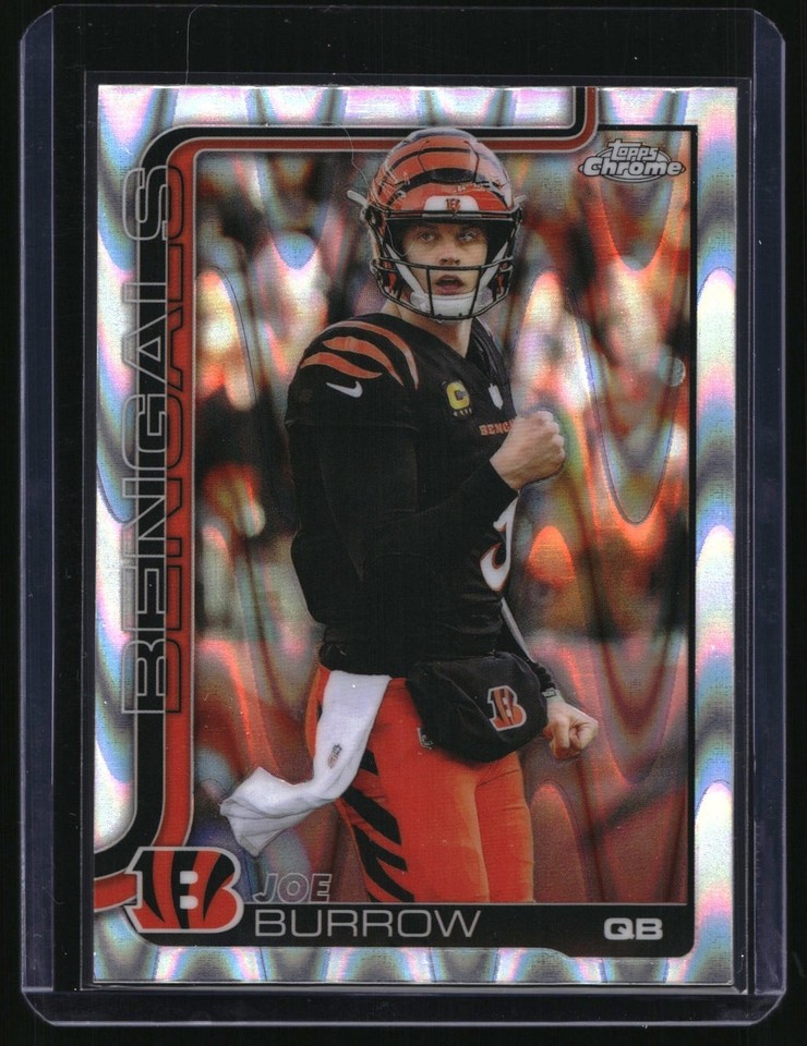 2025 Topps Chrome #61 Joe Burrow RayWave Refractor Bengals