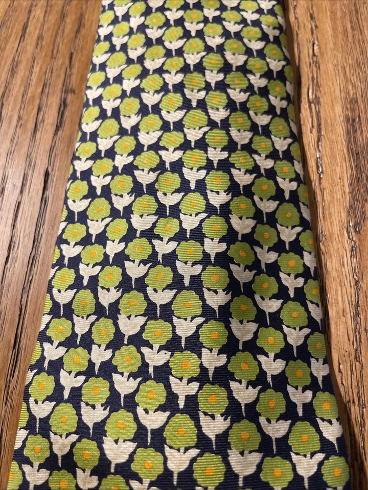 Corbata de satén de seda floral pequeña Banana Republic usada en excelente estado hecha en Italia verde azul marino Foto 3 de 4