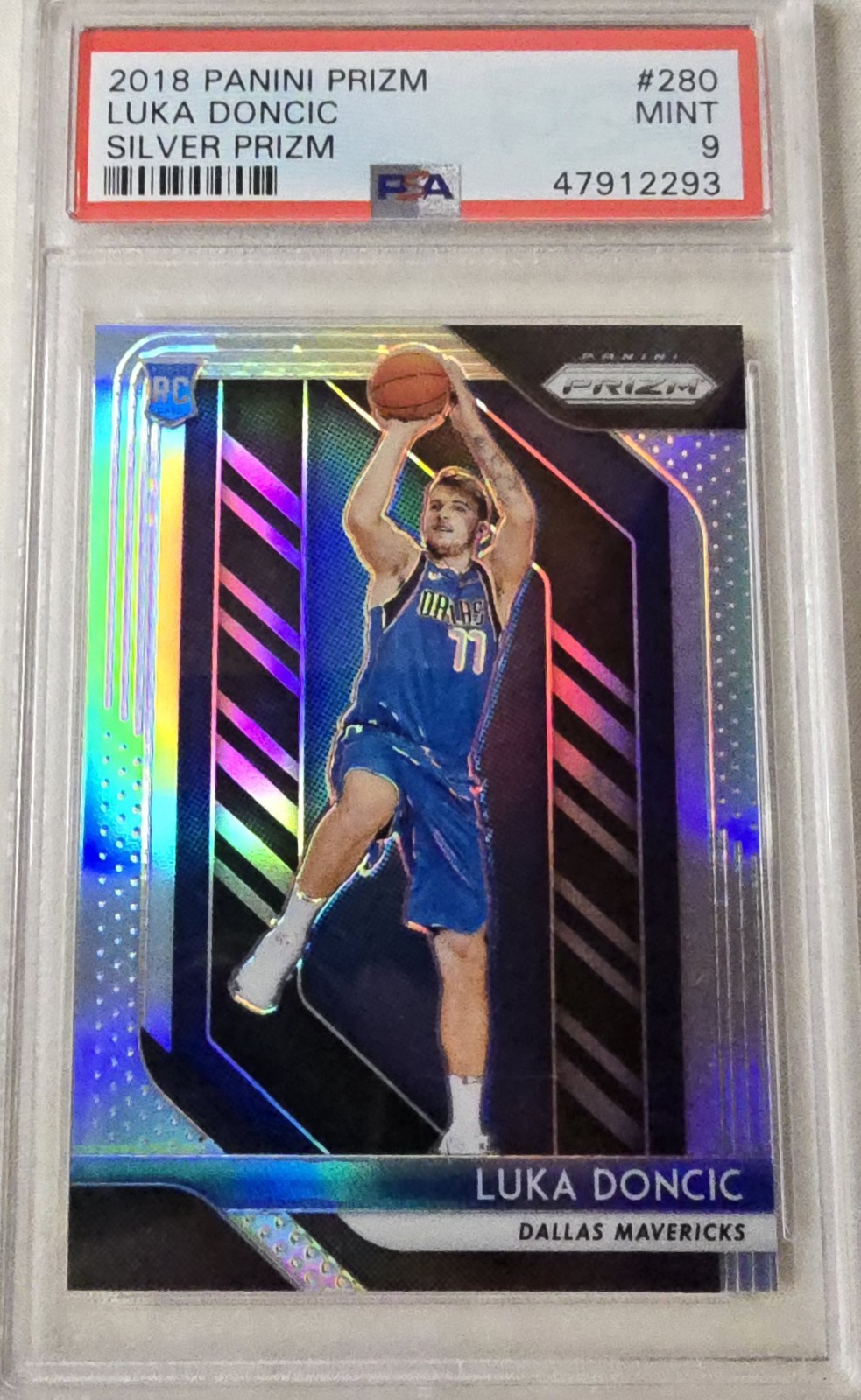 2018-19 Panini Prizm #280 Luka Doncic Silver Prizm Rookie RC PSA 9 Mint Lakers