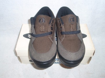 1990's airwalk shoes