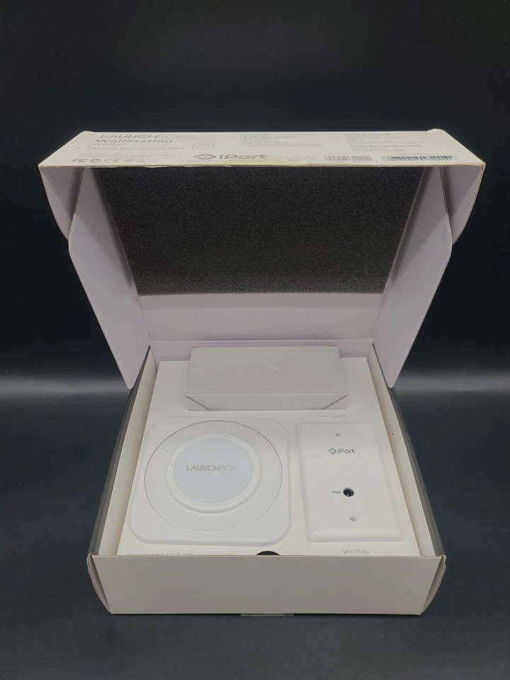iPort LaunchPort WallStation White 70142 - Image 4 of 4
