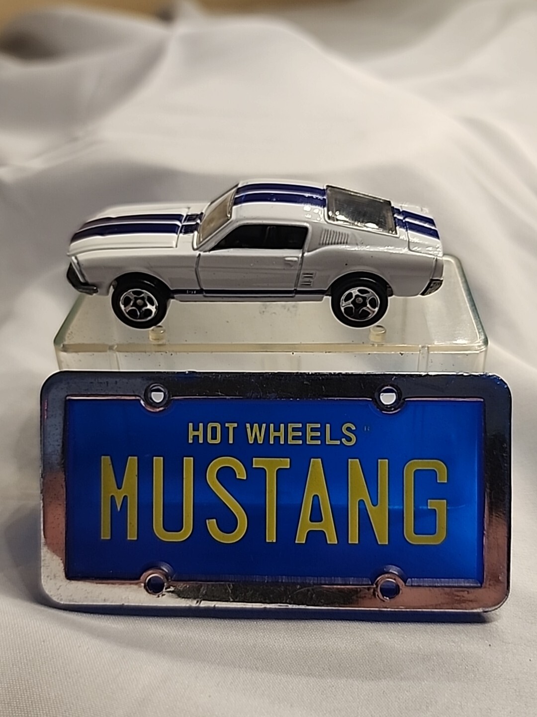 Picture 1 of 10