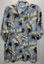 Vtg Pierre Cardin Mens Button Up Short Sleeve Shirt Lg Blue Leaf/Feather Print