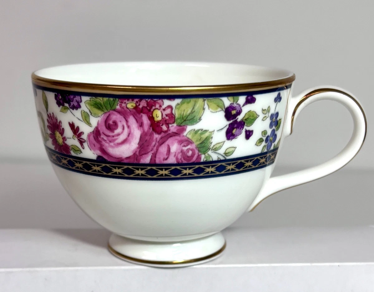 新品⭐︎希少ロイヤルドルトン バラの陶花 ローズ 新品⭐︎希少ロイヤルドルトン バラの陶花 ローズ 楽天市場】ロイヤル