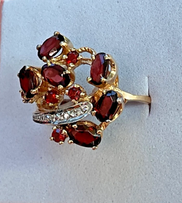 14K Yellow Gold Ruby & Diamond Cluster Cocktail Ring • Size 7 • 4.97g - Image 4 of 4