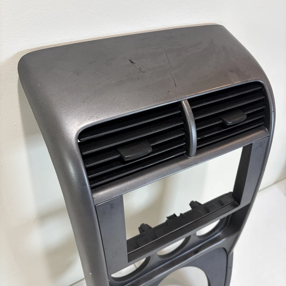 Radio bisel de tablero Honda Element 2003-2006 moldura ventilaciones peligro OEM 77250-SCV-A010-20 Foto 2 de 4