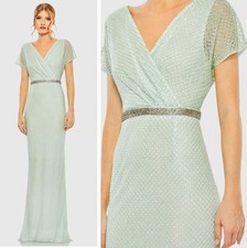 Mac Duggal 93994 Green Size 6 Beaded Rhinestone Maxi Gown V-Neck Short SleeveNWT