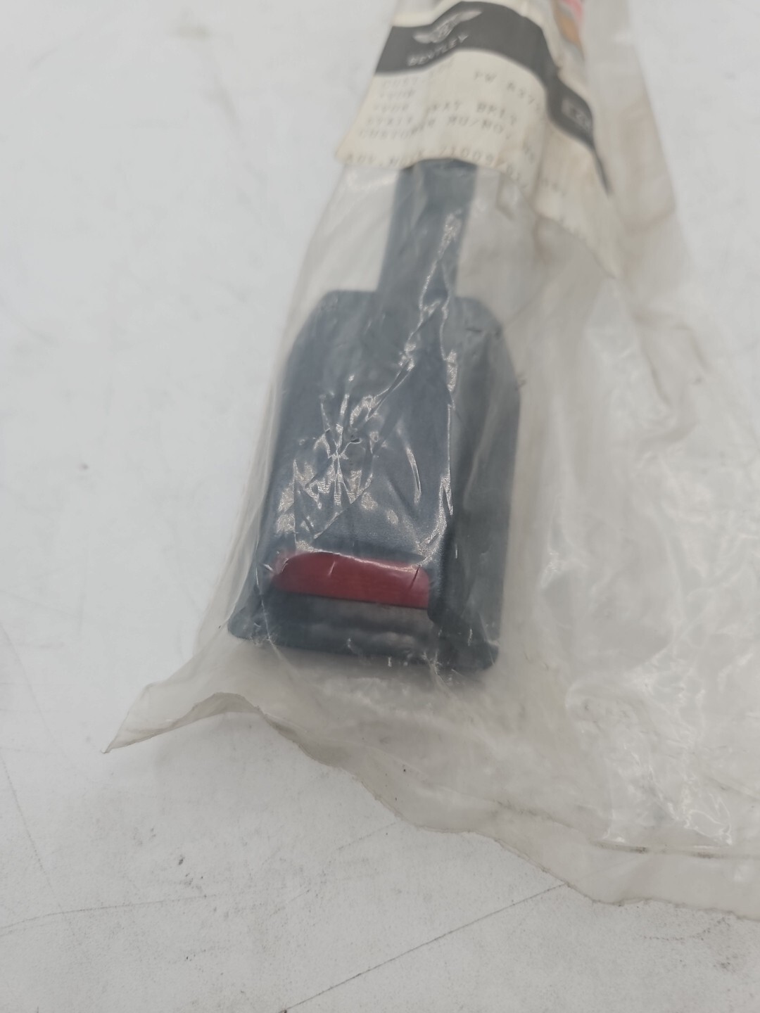 BENTLEY-STALK SEAT BELT (PW83732)