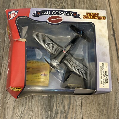 OAKLAND RAIDERS FLEER F4U CORSAIR CLASSIC PLANE NFL TOY  1:100 - DISTRESSED  BOX