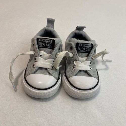 Converse All Star Toddler ￼Gray Denim Size 4 Shoes Sneakers Low Top Laces - Picture 1 of 8