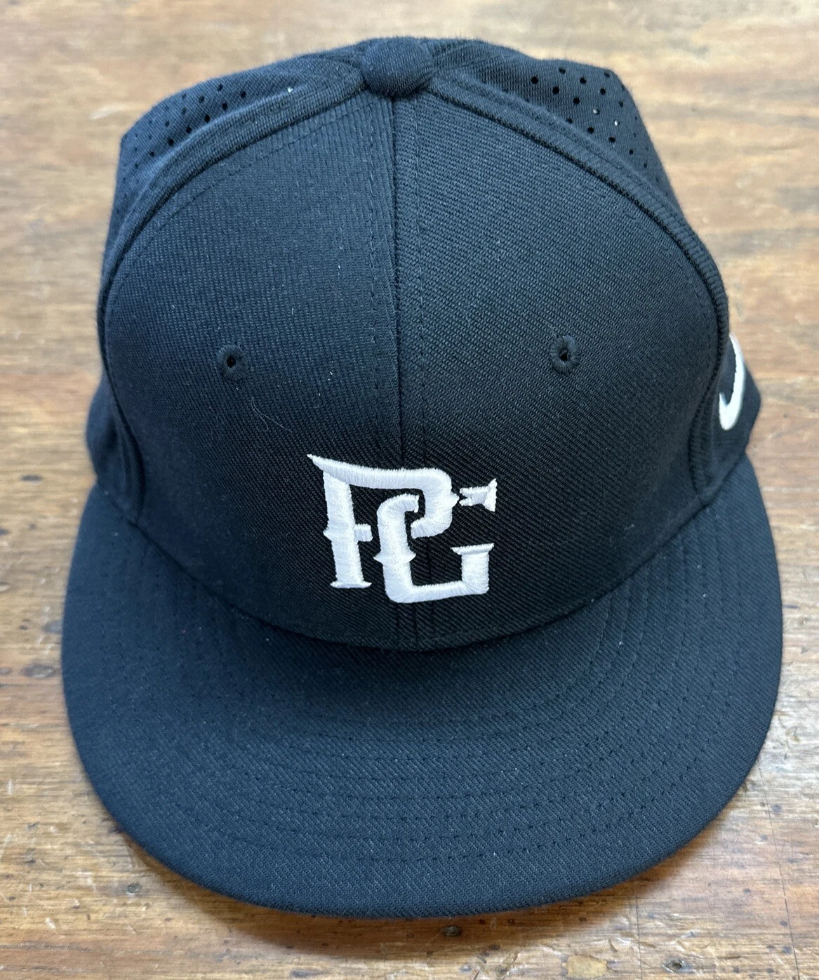 Perfect Game PG Nike White Black Lettering SnapBack Hat Cap M/L Medium Large