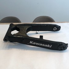Genuine Kawasaki ZZR 1100 ZXT10C Swingarm Swing Arm Suspension Rear Wheel