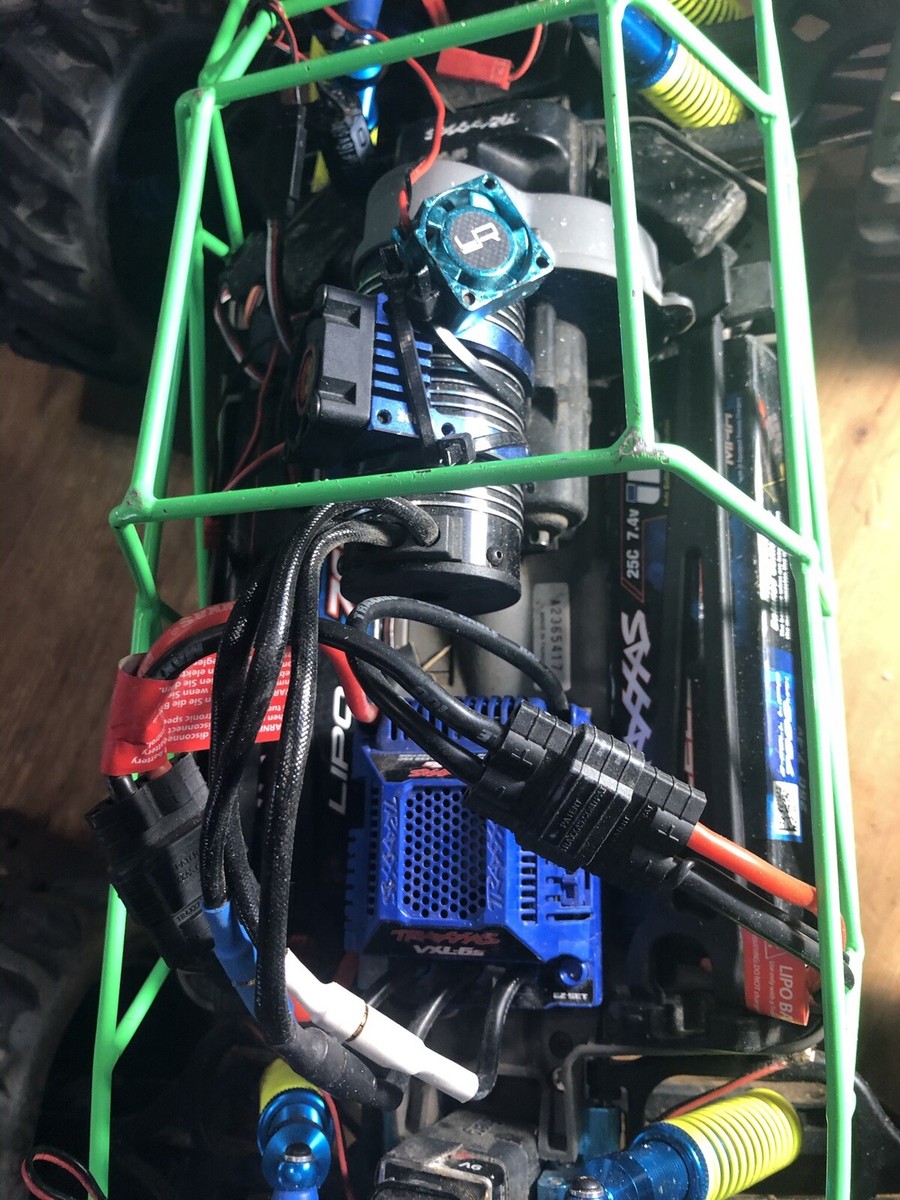 トラクサス　E-MAXX USA-1 仕様　京商　中華esc、モーター トラクサス E-MAXX USA-1 仕様 京商 中華esc、モーター