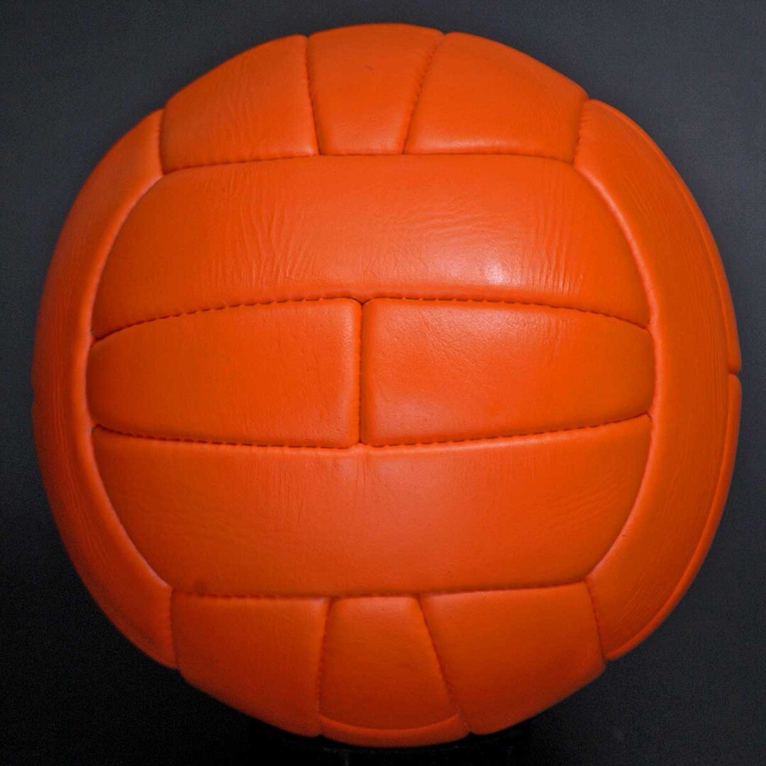 Retro Football 1966 World Cup Replica 25 Panel Size 5 Orange