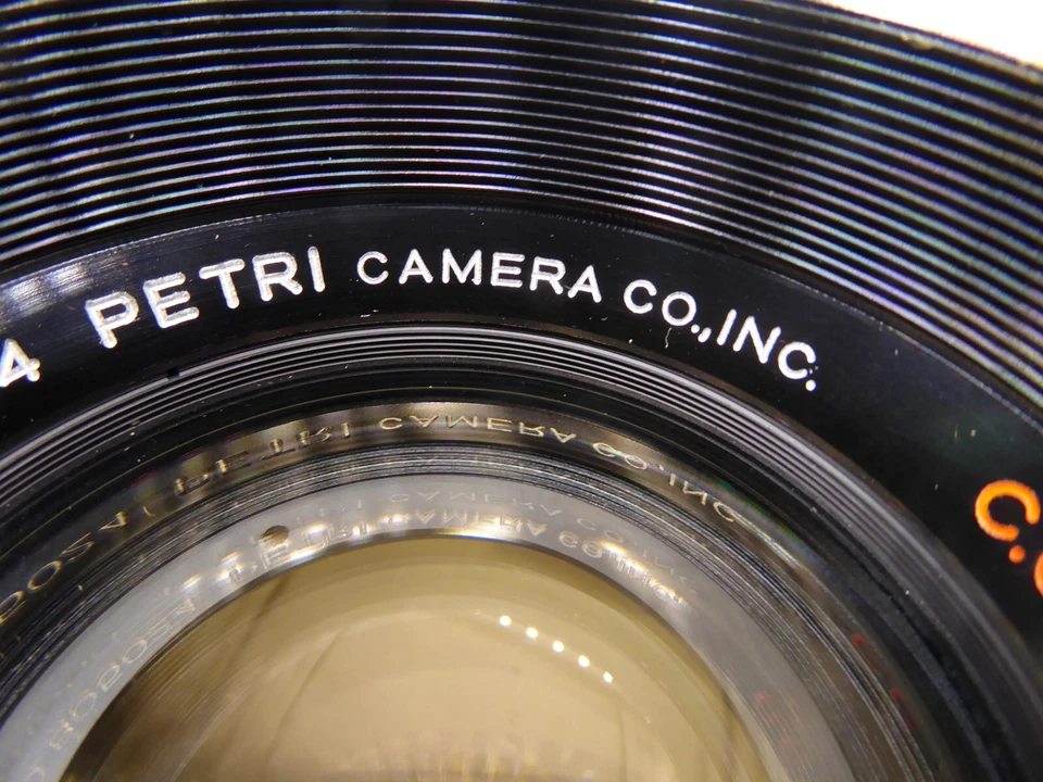 Petri 85-210mm f/4.8 Zoom Lens for Petri Mount  all working well. present. - Image 2 of 4