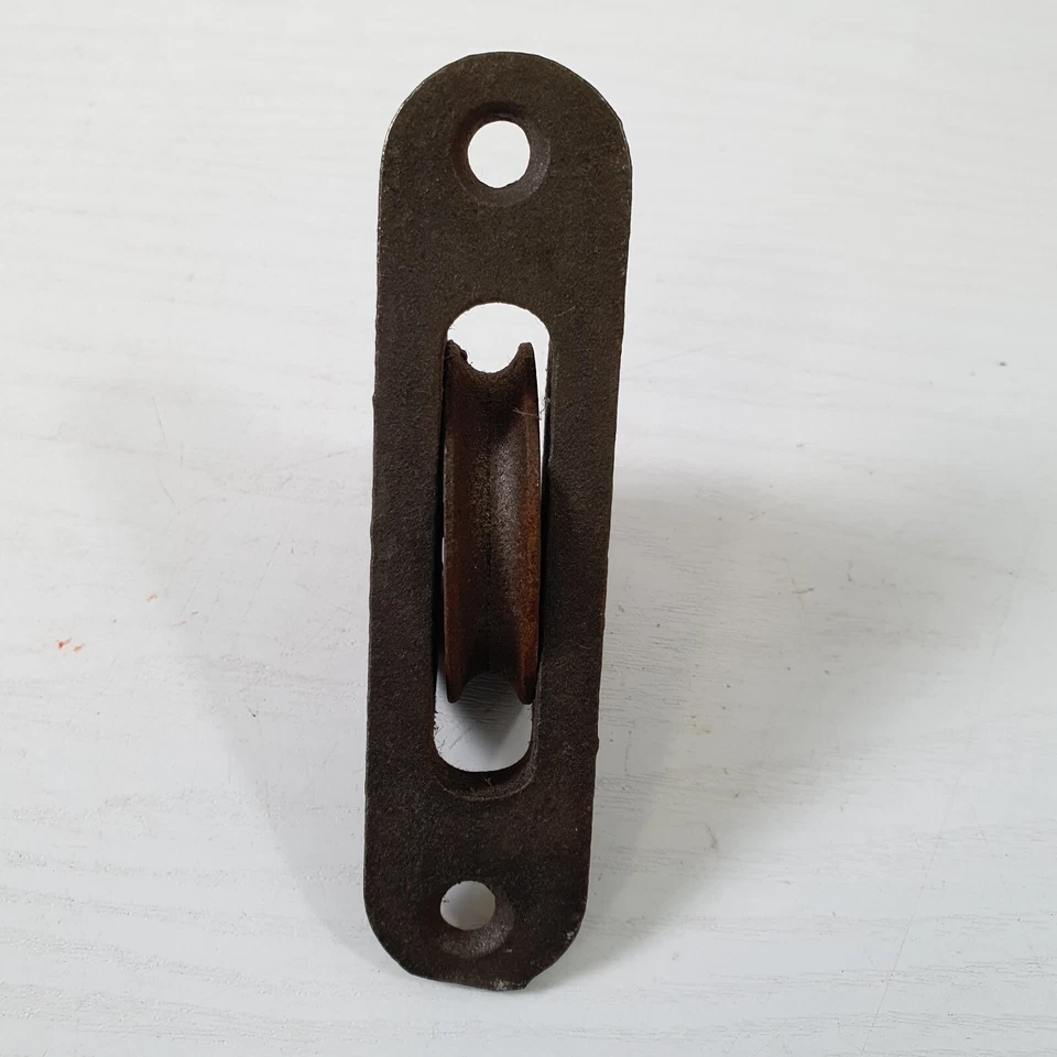 Vintage Super Duty Cast iron old window sash pulley 1 3/4" - S84 - Image 3 of 4