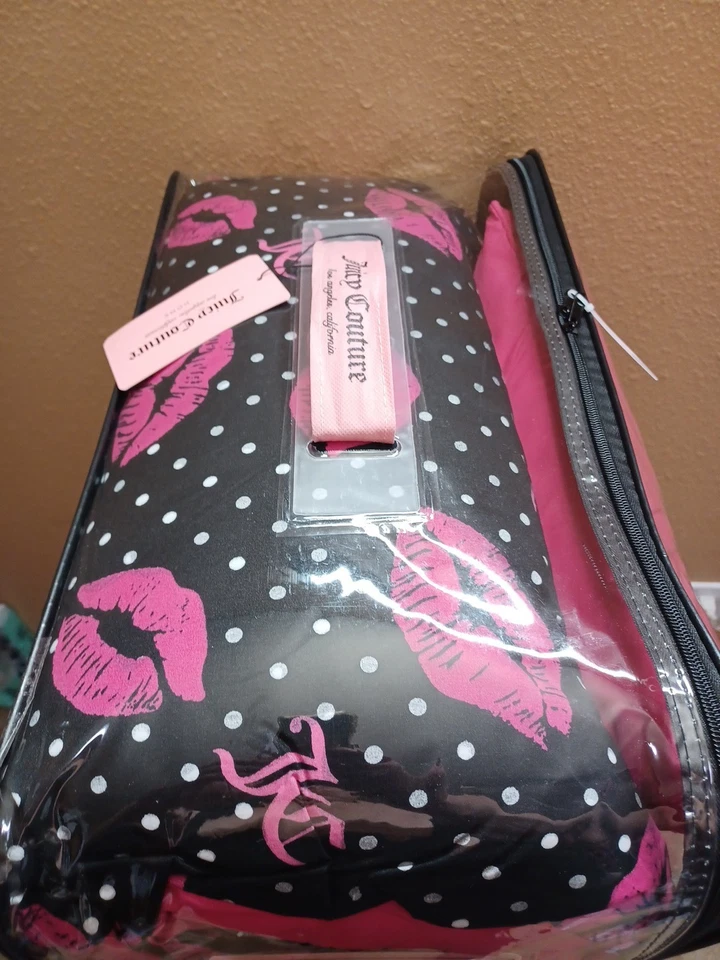 Conjunto de edredom Juicy Couture bolinhas e beijos, lábios, logotipos 4 peças QUEEN preto/rosa - Imagem 2 de 4