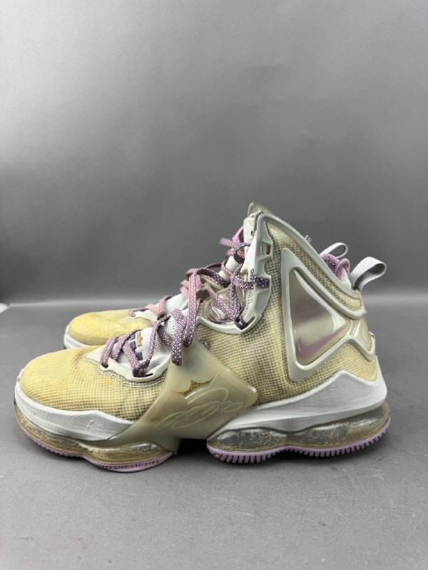 Size 9.5 - Nike LeBron 19 “Strive For Greatness” … - image 10