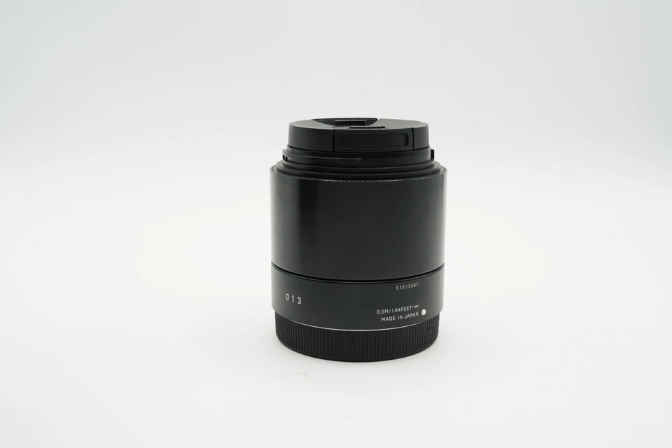 Sigma DN 60mm f/2.8 DN Lens For Sony (Black) (91) - Image 4 of 4