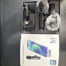 Wireless Lavalier Microphone Lightning for iPhone Plug Play Clip Black Kit