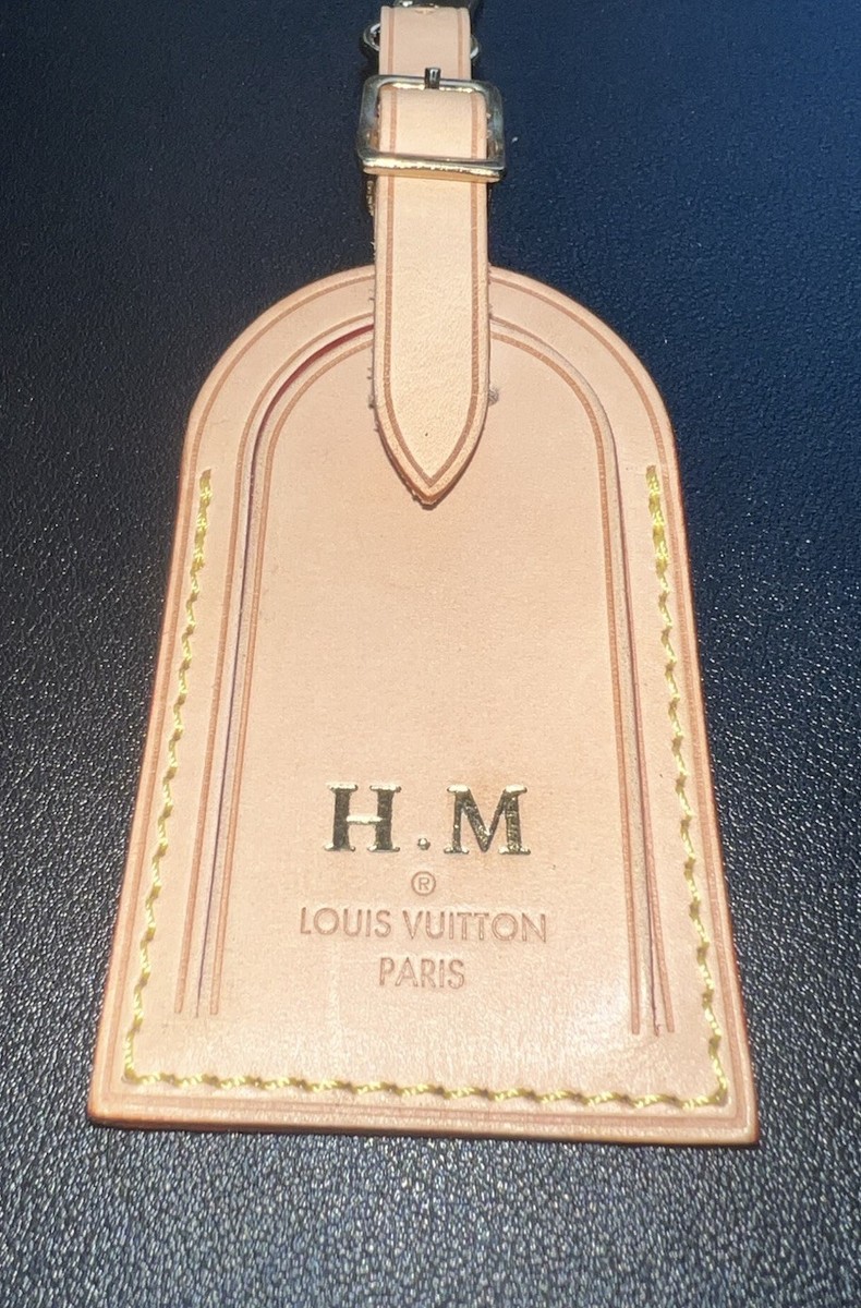 Louis Vuitton モノグラム ネームタグ Louis Vuitton Leather Name Tag w/ HM Embossed Initials Gold-tone