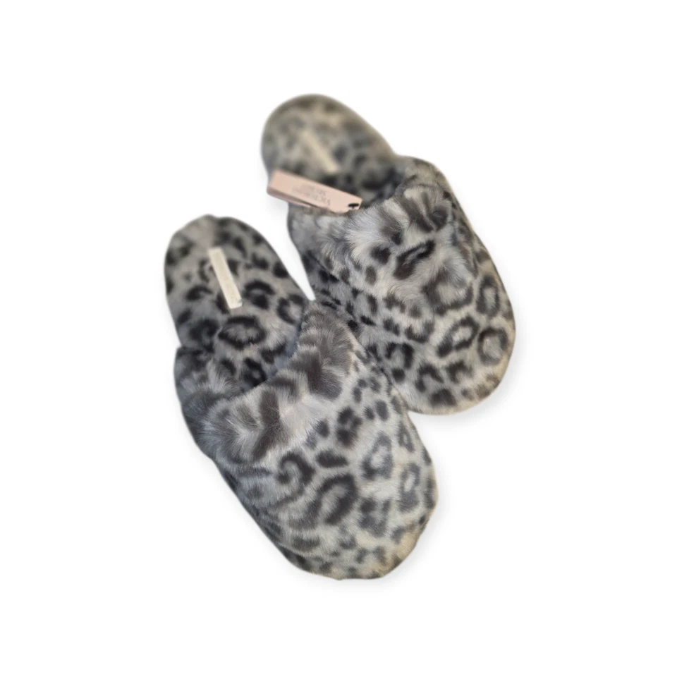 VICTORIA'S SECRET MACIO DE PELÚCIA BIQUEIRA FECHADA PELE SINTÉTICA ROSA VS LOGOTIPO CHINELOS MED NOVO - Imagem 2 de 3