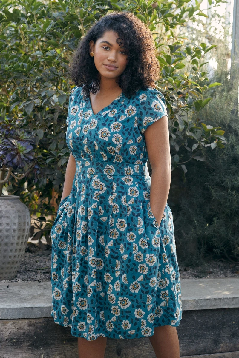 Roses plus size clothing cheap