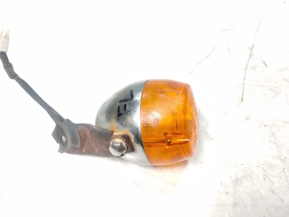 Luz indicadora delantera izquierda Triumph Speedmaster 2005 Foto 3 de 4