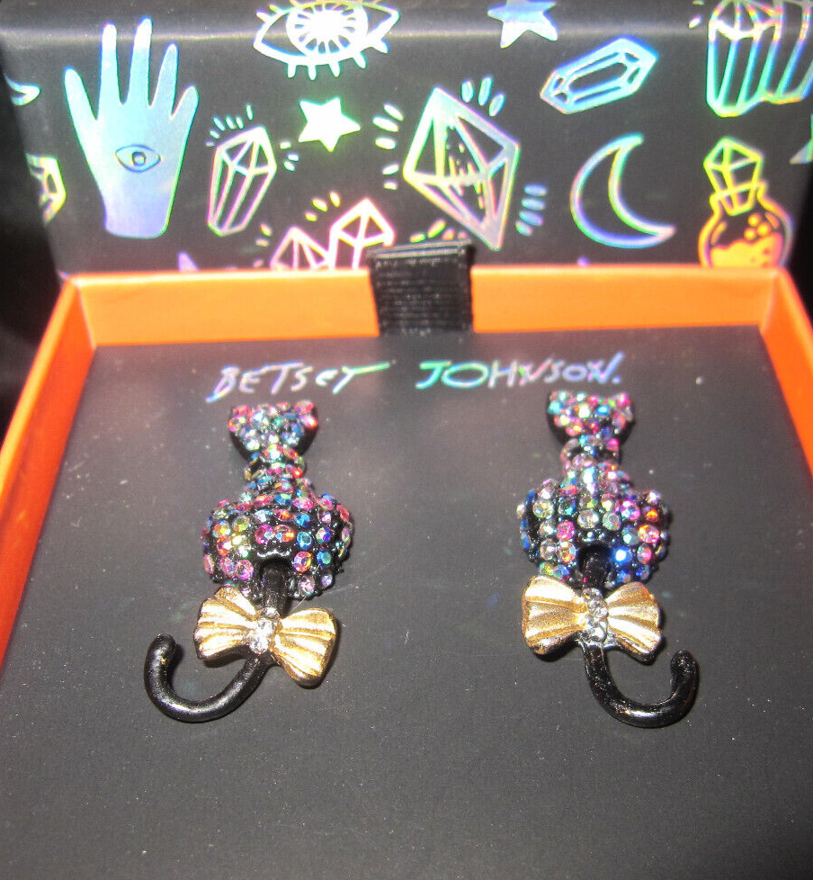 BETSEY JOHNSON HALLOWEEN BLING CAT WITH GOLD BOW STUD EARRINGS