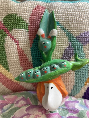 Vintage Poupee Millet Doll signed Serge Porcelain Handmade French Peapod lady . - Picture 2 of 10