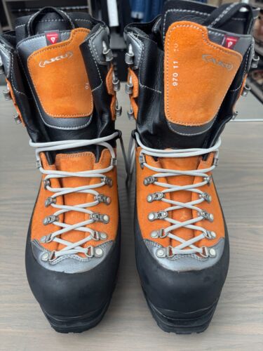AKU Hiking Boots Men's US Size 11.5 EUR 46 Never Used Made in Italy
