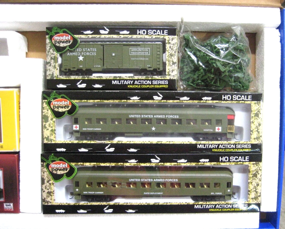 HO U.S. ARMY SET GP-20 LOCOMOTIVE AND 5 CARS + TROOPS MODEL POWER # RRGP-2015 - Image 3 of 4