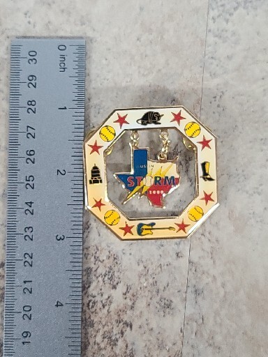 Picture 3 of 4