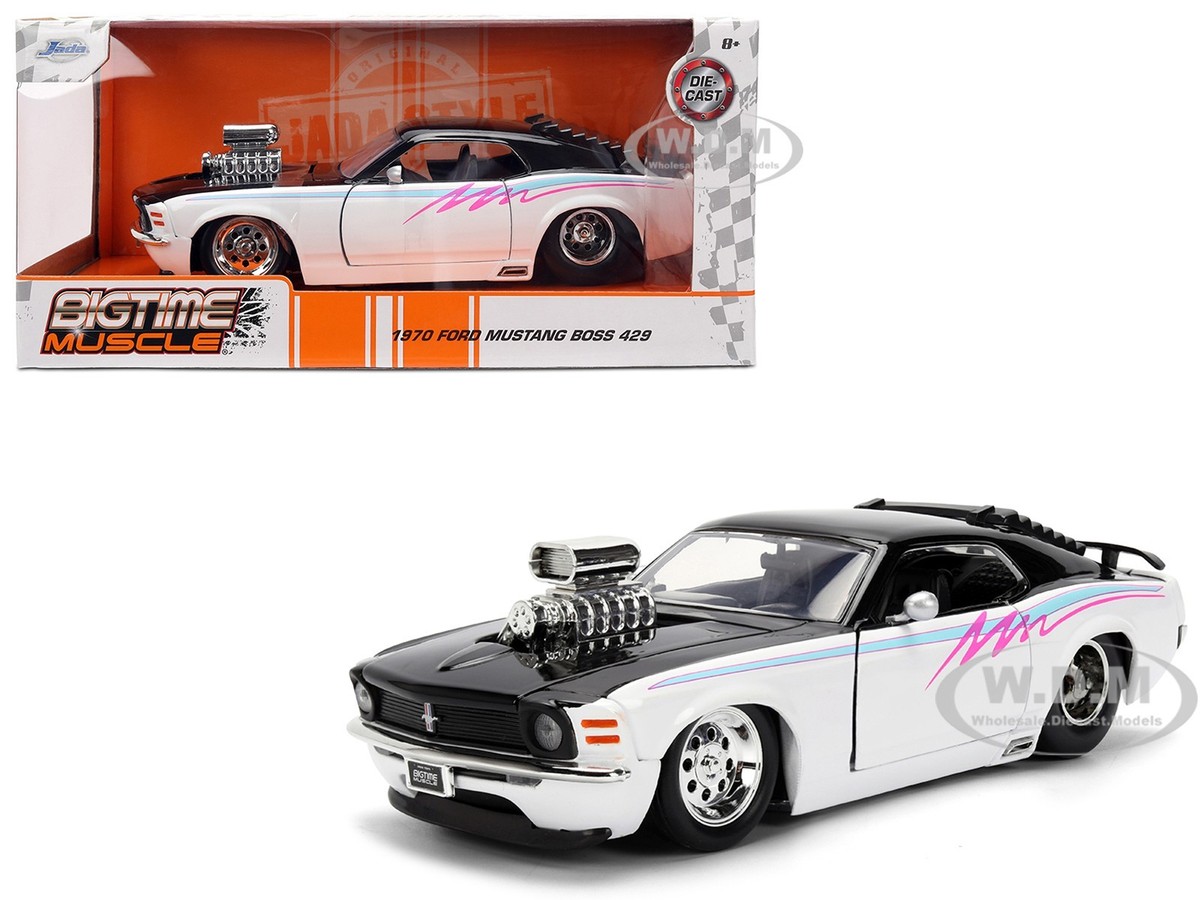 1970 FORD MUSTANG BOSS 429 BLACK & WHITE 1/24 DIECAST MODEL CAR BY