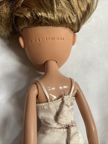 Bratz Nighty Nite Yasmin MGA Entertainment Doll 2004 Must See Second Outfit - Imagen 5 de 6