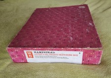 Hampstead 9 Windsor & Newton artists oil colour sketching box, with paints