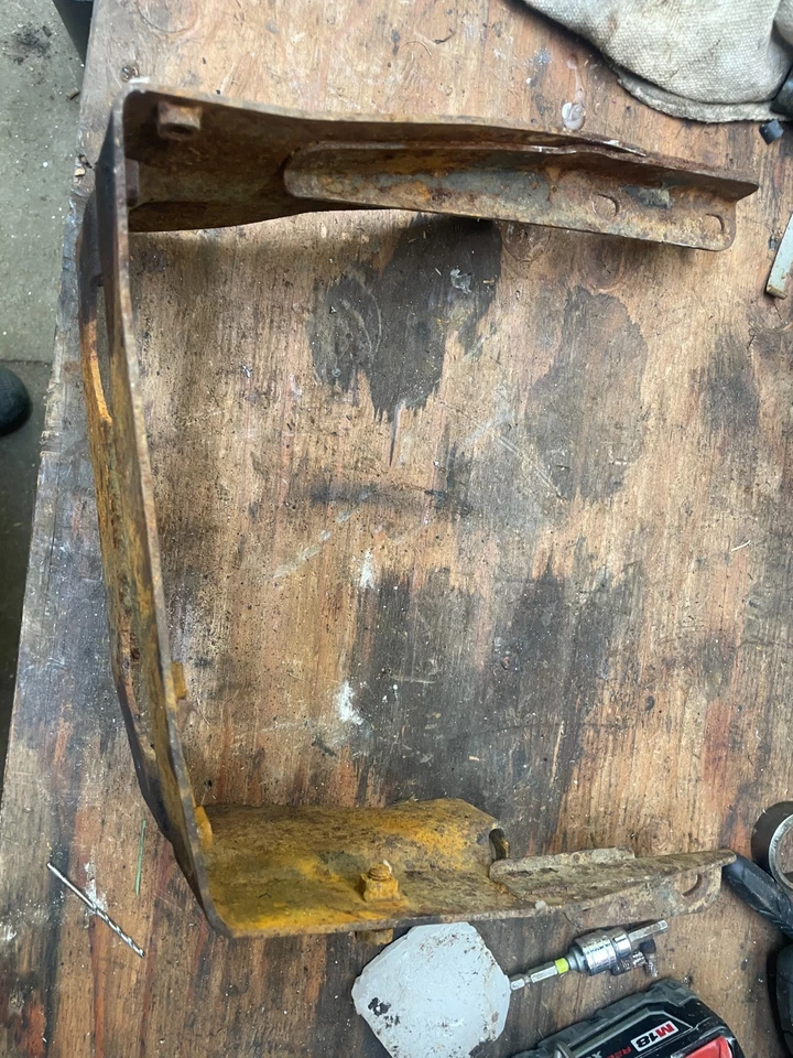 Toyota Land Cruiser FJ40 Battery Tray Support Bracket 1975-1979 OEM - Image 4 of 4